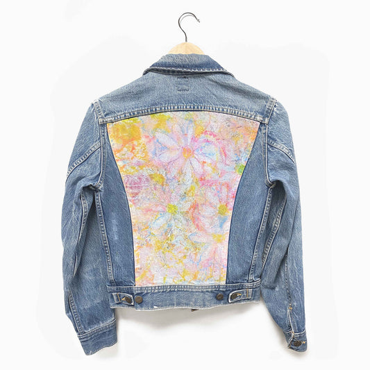 Upcycled Vintage Denim Jacket "Floral"